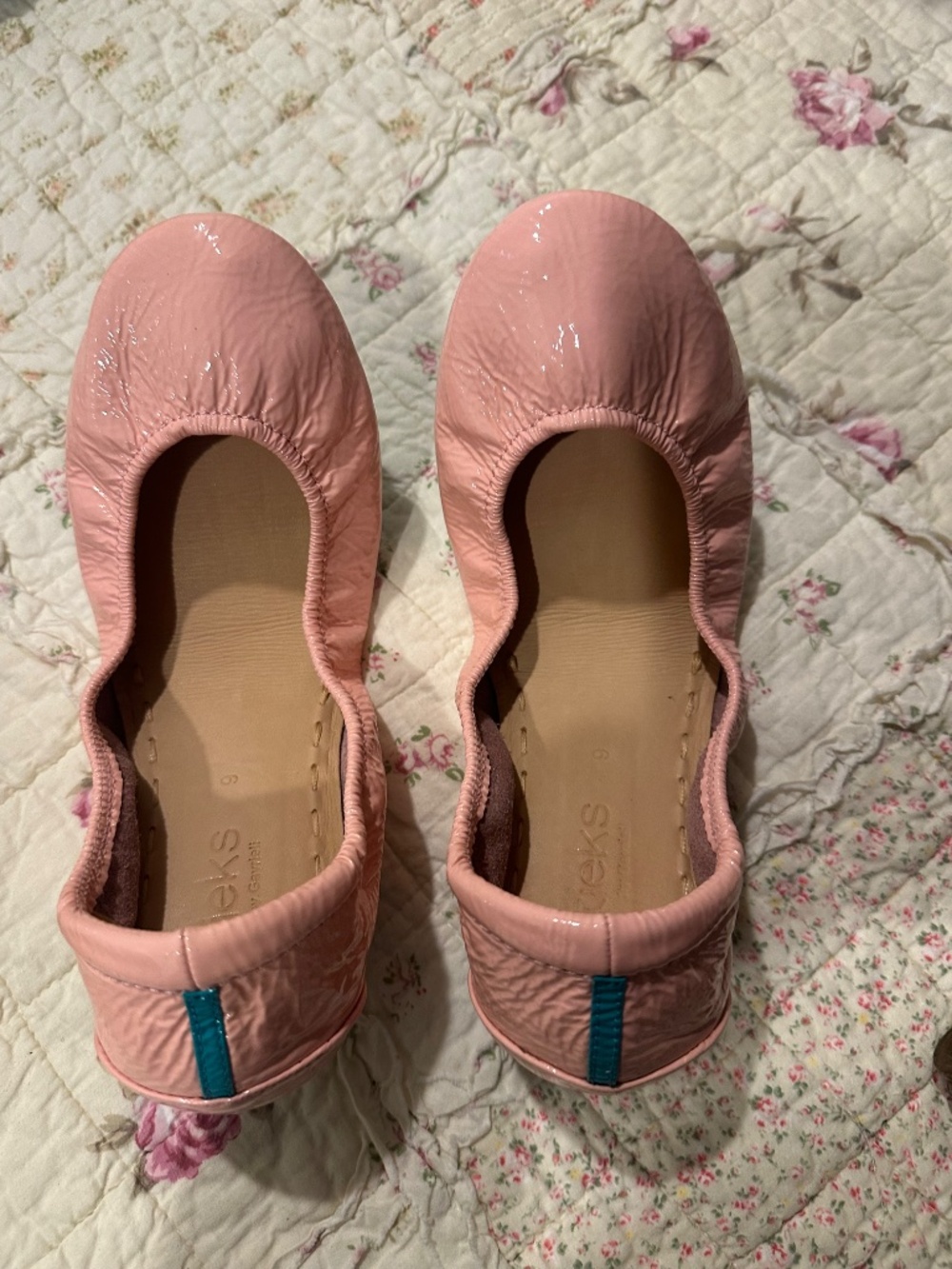 Tieks Italian Leather Flats Blush Patent - Picture 2 of 4
